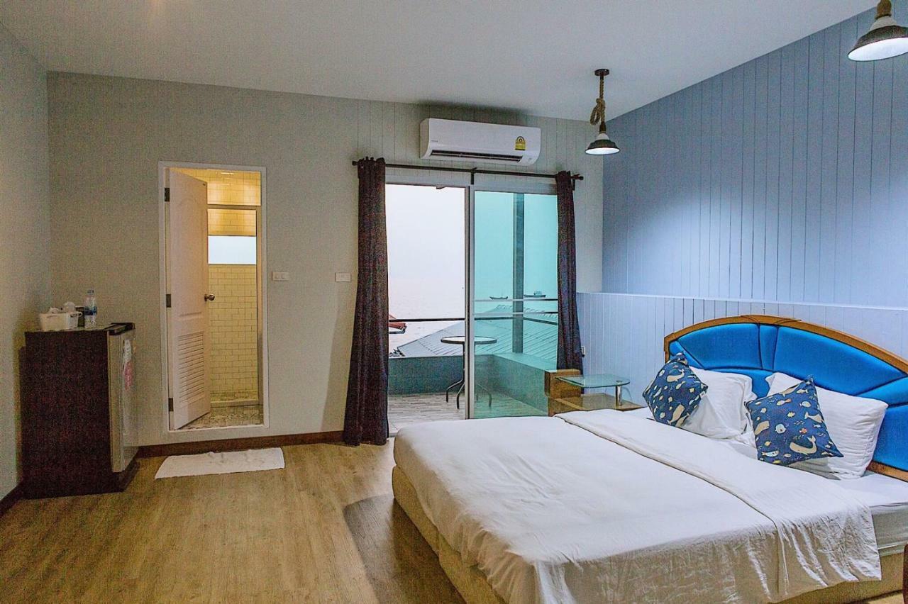 Chill Days @ Koh Larn Hotell Exteriör bild
